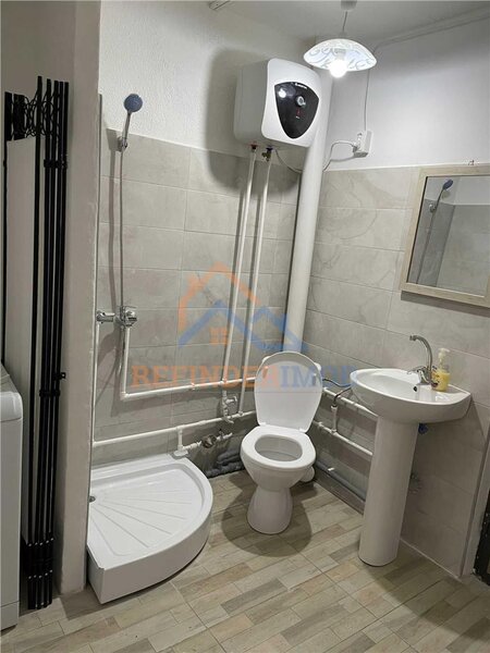 Intrarea Liniei, Militari, garsoniera de vanzare.